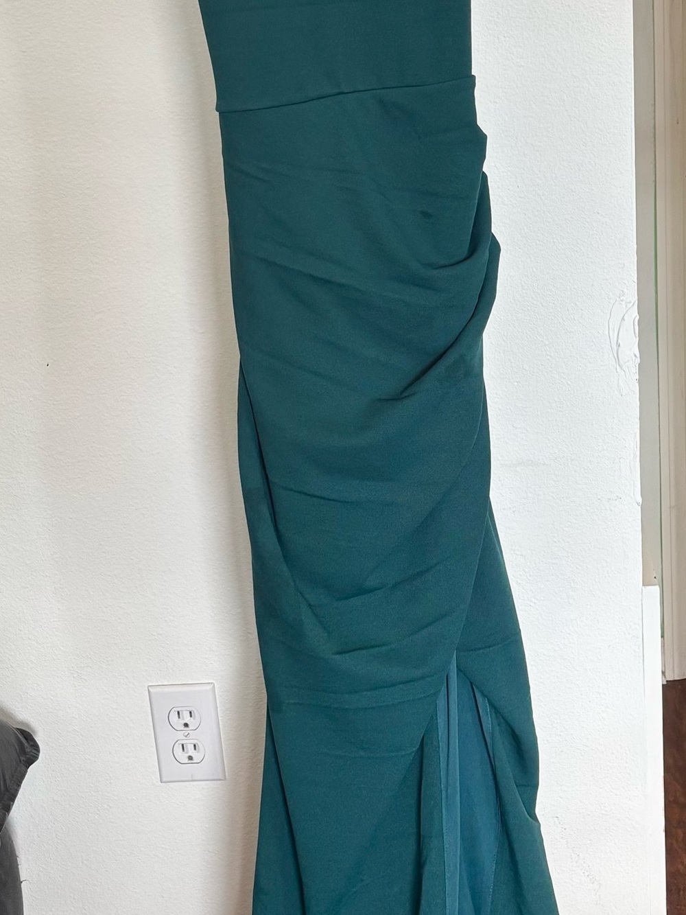 Elegant Teal Maxi Dress with Ruched Side Detail